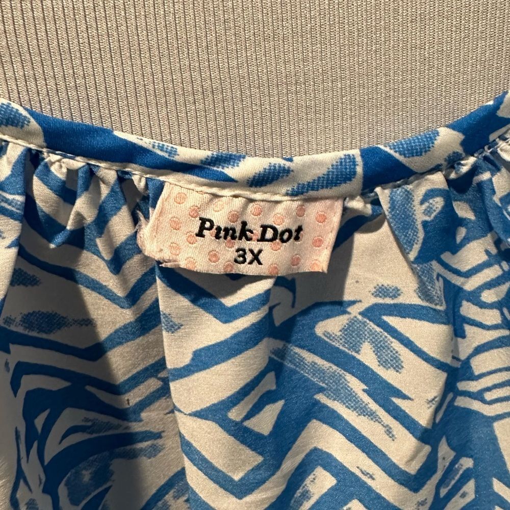 NWOT Pink Dot Peekaboo Shoulder Blouse Blue and White Design Size 3x - Picture 8 of 9